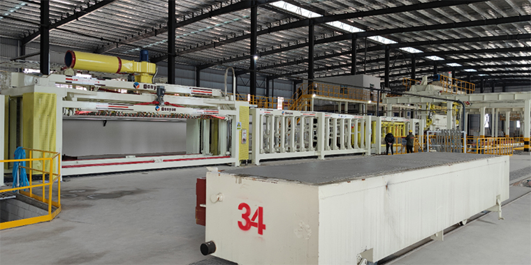 春暖花開(kāi)，四喜臨門 / 熱烈祝賀東岳機(jī)械加氣板材生產(chǎn)線用戶虎年開(kāi)新篇